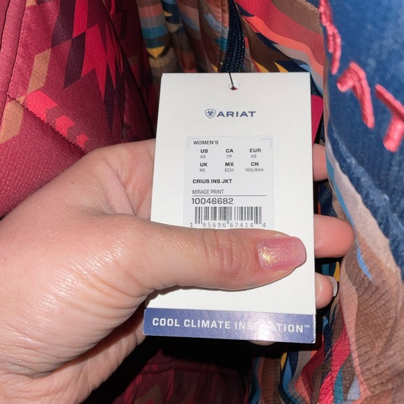 Ariat Women’s Blue and Red Puffer Jacket with Geometric Design - Picture 3 of 5